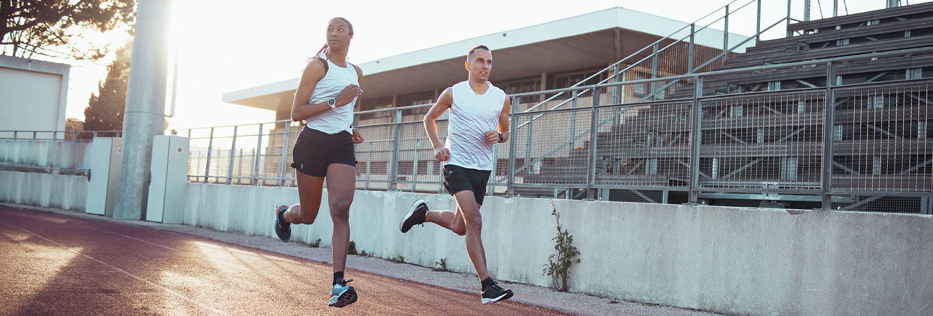 Läufer und Läuferin - die neuen Laufuhren