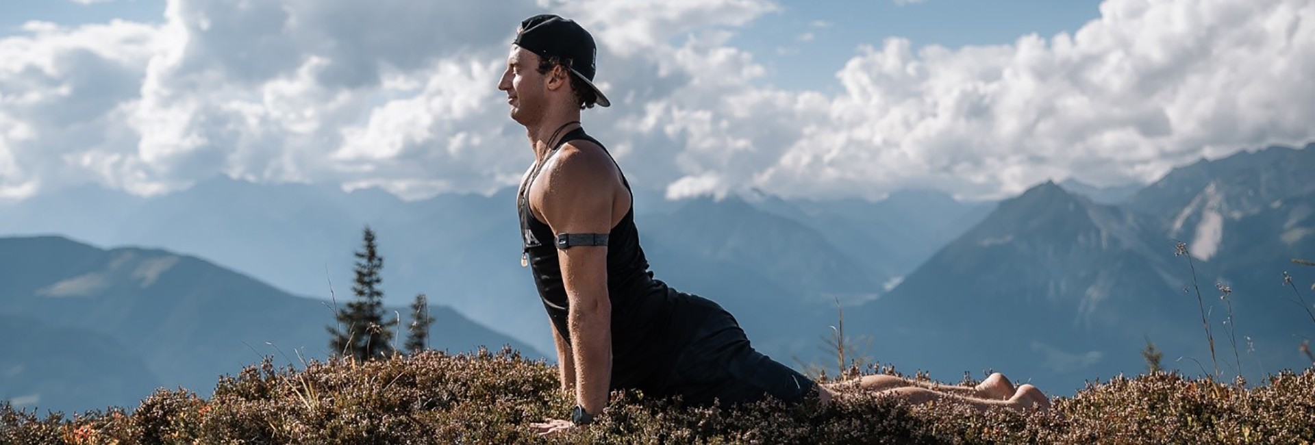 René Hörhager bei Yogaübung (Foto Wolfgang Scherzer)- richtiges Stressmanagement