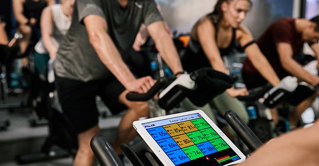 Herzfrequenz kontrolliertes Training beim Spinning - Fitnesskurse