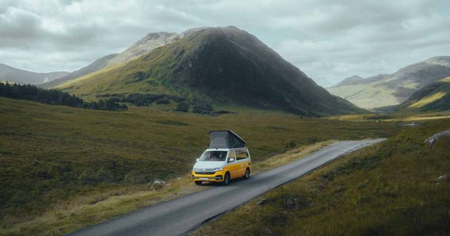 roadsurfer_van_header 