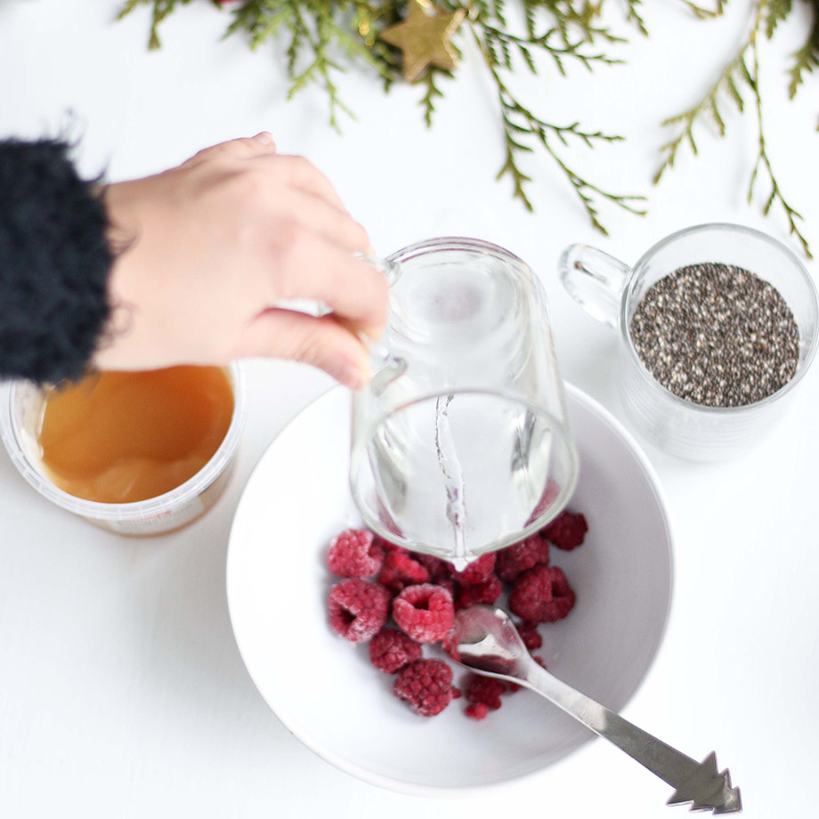 Gingerbread protein pancakes | Healthy holiday recipes | Polar Blog