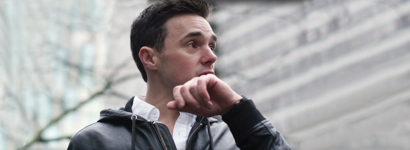 What is a sports smartwatch? | Polar M600 explained with videos and emojis