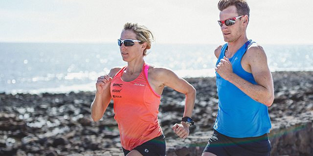Runners by the beach 