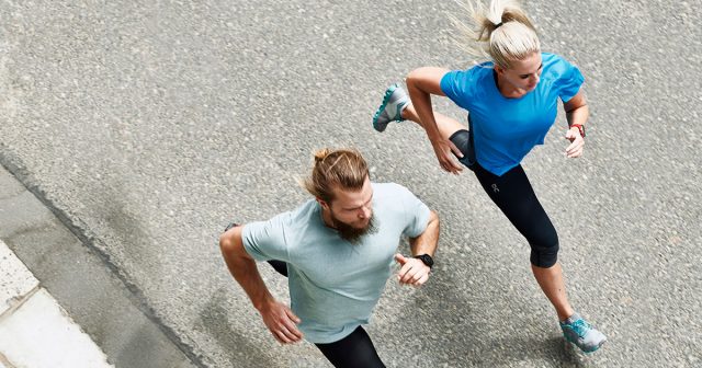 Runners following their running plan