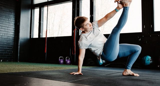 Feel Like Going Wild? Try This Functional Workout With 6 Animal Moves