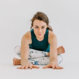 Writer profile - Kelly Smith - Mindful In Minutes - Yoga For You